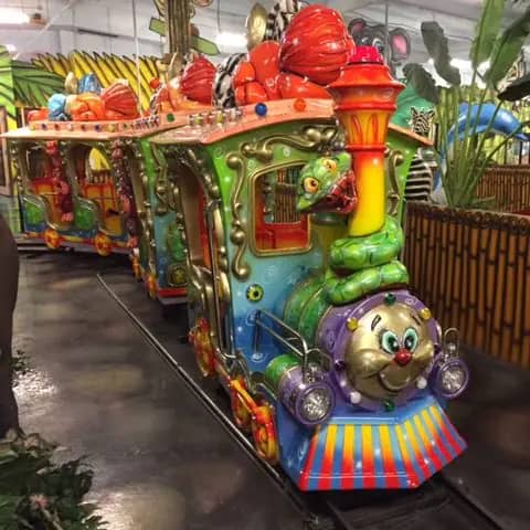 Party Jungle jungle gym area