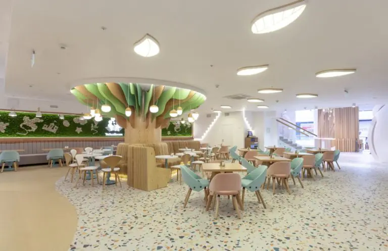 Kidlavie Mobile dining and lounge space