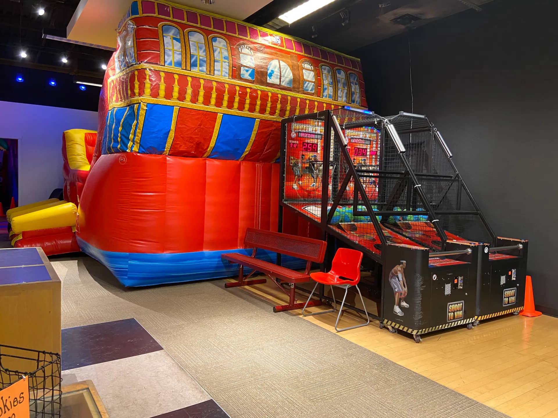 Planet Bounce gallery image 1