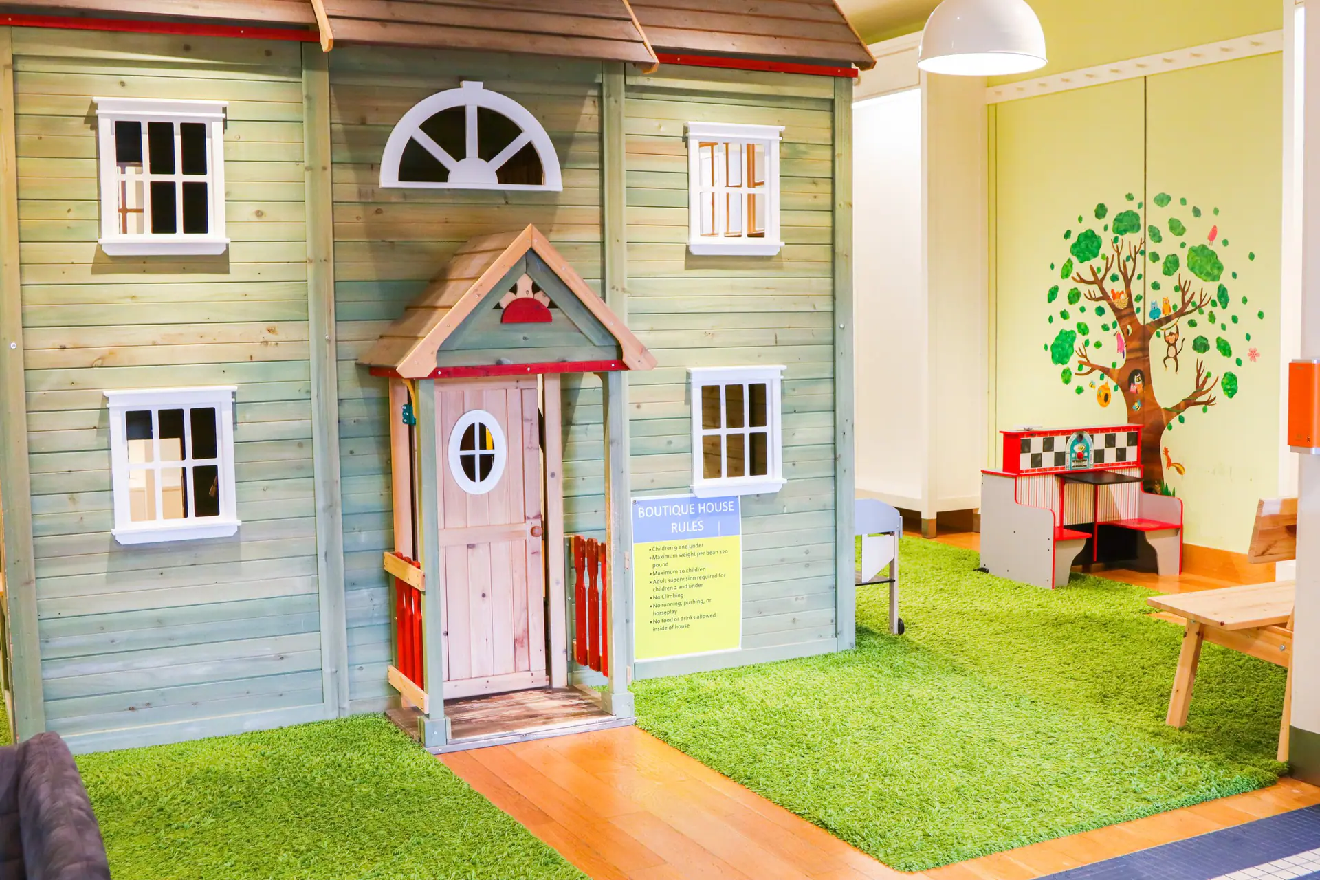 Jumpin' Jellybeans Boutique Playspace