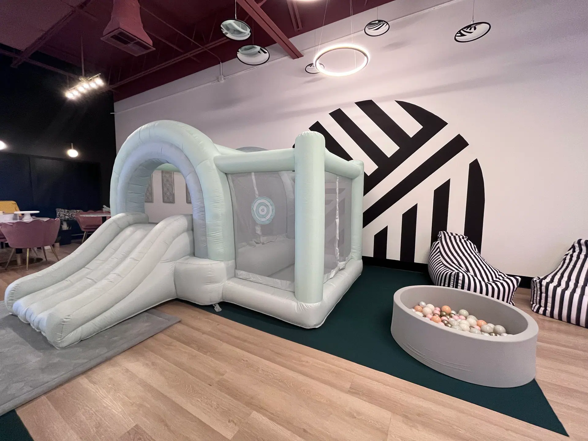 The Mom Lounge & Playspace