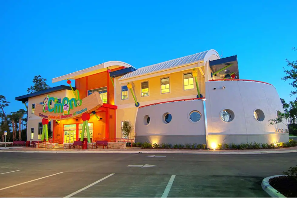 Exterior of the colorful CMON building in Naples.